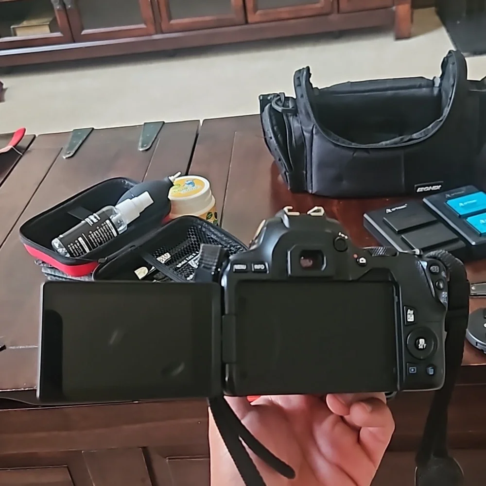 Canon Camera & Accessories